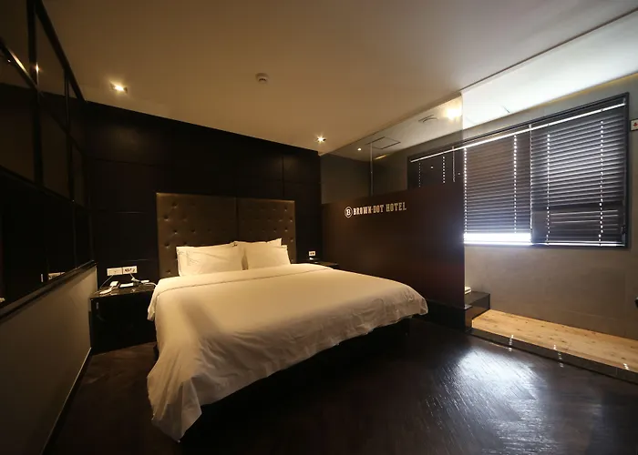 Beomil Brown Dot Hotel 2*