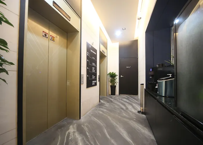 Hotel Beomil Brown Dot Busan