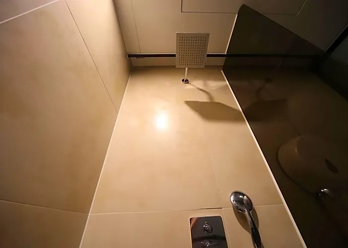 Beomil Brown Dot Hotel