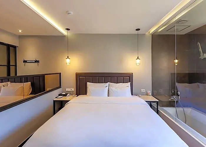 Beomil Brown Dot Hotel 2*