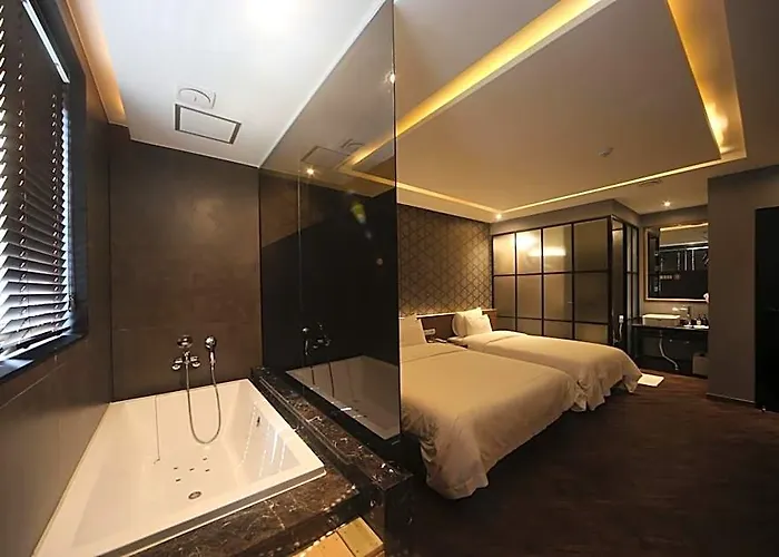 Hotel Beomil Brown Dot Busan