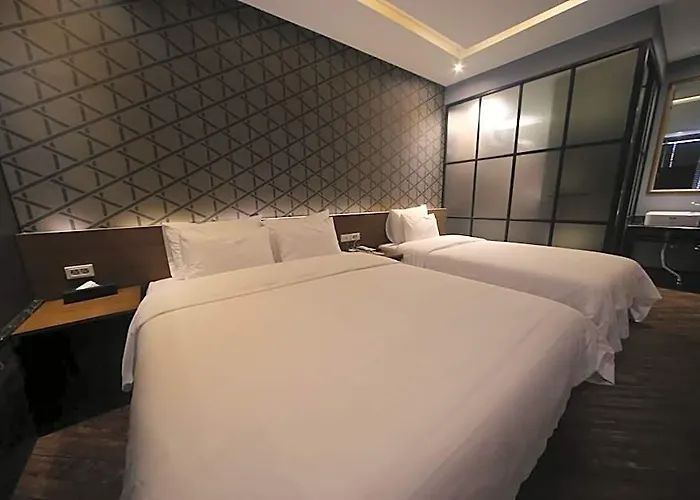 Beomil Brown Dot Hotel
