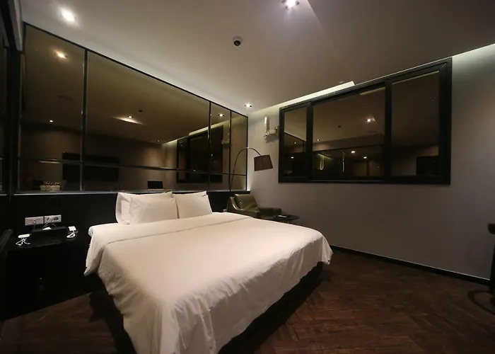 Beomil Brown Dot Hotel Busan