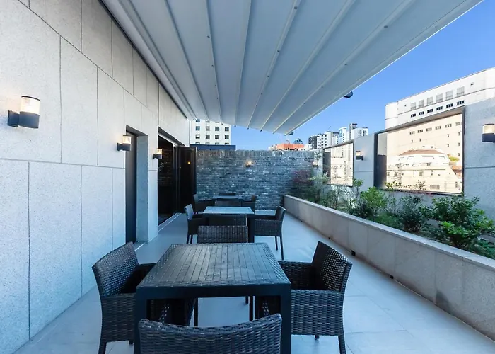 Beomil Brown Dot Hotel
