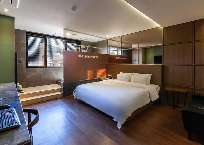 Hotel Beomil Brown Dot Busan